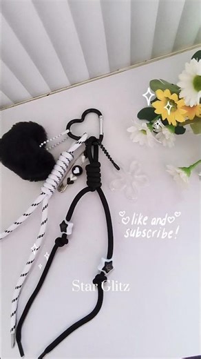 🖤Awesome #paracord #paracordkeychain #paracordprojects #charm #aestheticdiy