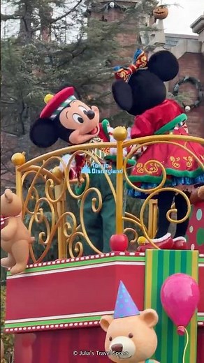 POV: Christmas Magic in Tokyo Disneyland 🎄✨ 東京ディズニーランドクリスマスパレード