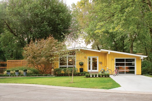 22 Ranch-Style Exteriors, Including Cottage, Traditional, and the Modern Ranch House