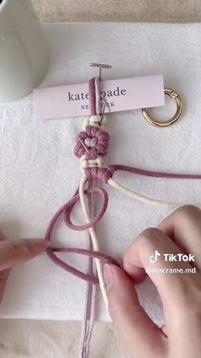 DIY Macrame Daisy Phone Strap - Step-by-Step Guide