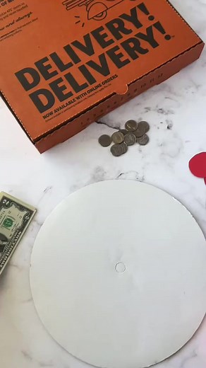 16K views · 193 reactions | Make a Money Pizza for a unique graduation gift! #moneypizza #graduation2023 #graduation #graduationgiftideas #moneygift | Simplistically Living | Facebook