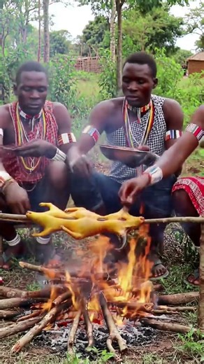 🔥 TRADITIONAL WARRIOR'S FEAST 🔥 Roasting a Whole Wild Pig/Hog (African Village ASMR) #TribalFood