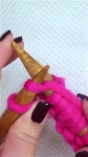 Reversible 2-Row Repeat Knitting Pattern For Scarves - Lays Flat #sowoolly #shorts #knittingpattern