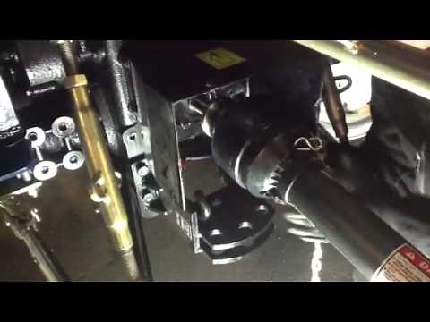 Connecting a PTO shaft to tractor