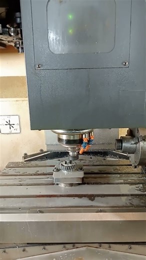 drill and tapping on vmc machine #automobile #cnc #machine