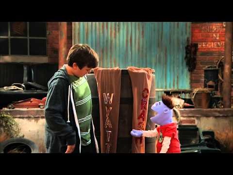 Clip - Merry Crashenfest - Crash & Bernstein - Disney XD Official