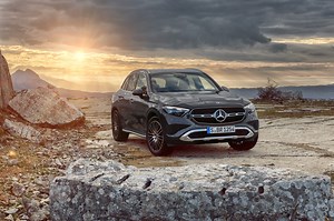 2023 Mercedes-Benz GLC Looks Similar but Is New Underneath