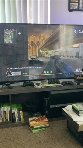 Playing Call Of Duty 4 Modern Warfare on Xbox 360 (online 2025)