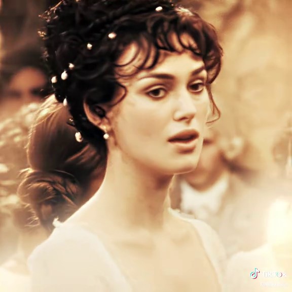 The epitome of historical romance beauty! Scp: me Cc: Thena (on payhip) #elizabethbennet #prideandprejudice #edit #history #aftereffects