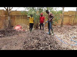 La fabrication du compost solide