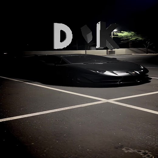 car key locked in car #cartok #car #cars #caredit #edit #fyp #viral #foryou #fypシ #bugatti #huracan #pagani #mclaren #glitch #creatorsearchinsights