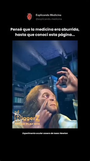 Explicando Medicina 🫀 on Instagram: "@biggerz #Biggerz 🔬 El perturbador experimento ocular de Isaac Newton 👁️⚡ Isaac Newton no solo cambió la ciencia… también hizo uno de los experimentos más extremos de la historia 😳✨ 👉 ¿Qué hizo? En 1666, Newton decidió estudiar cómo percibimos los colores presionando su propio ojo 😵‍💫. Sí… metió una aguja de tejer (bodkin) entre el ojo y el hueso para deformarlo y observar qué pasaba. 🔍 Qué descubrió: Al presionar el ojo veía círculos, destellos y pat