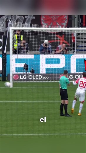 La influencia del árbitro en el penalti de Vinicius