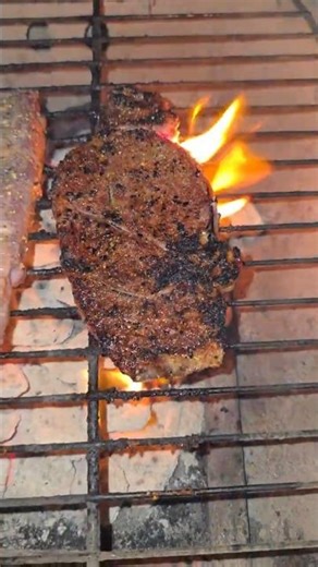 Chuck Eye Meat Pull Time #cooking #grilled #outdoors #cheap #fire #yummy #fire #steak