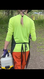 24K views · 670 reactions | What do we do when the dogs roll on bear poop? We discovered last summer a camp shower is perfect for tidy ups #dogwash #dirtydog #cleandog #dogwalkerlife #dogwalker | Mo Mountain Mutts | Facebook