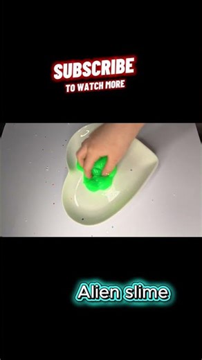 OMG Alien Slime!!! #alien #slime # asmr #calm #play #crazyslime #crazy #green #jelly #enjoy