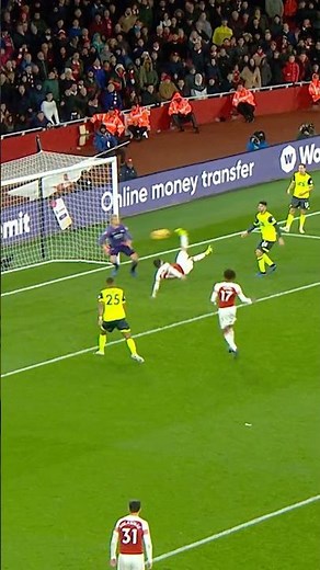 BRILLIANT BICYCLE KICK GOAL!