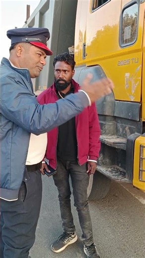 Phone distraction से बचें, Heavy Vehicle driving में focus ज़रूरी ⚠️ #SafetyFirst #drivingrules