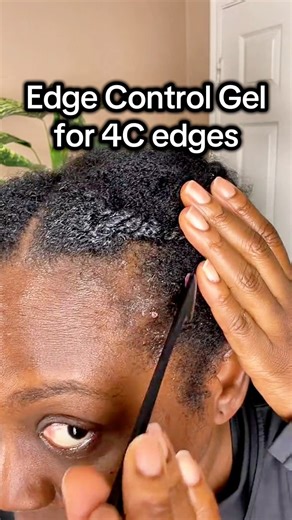 How to use Edge Control gel on your edges | DiscoveringNatural