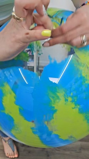 15K views · 6.1K reactions | This is how we do customized balloons using acrylic paint #funny #viral #instatip | Boga Balloons | Facebook