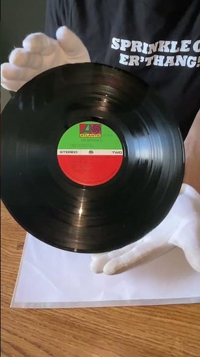 ‘LED ZEPPELIN II’ 1969 “RL SS” Hot Mix 1st stereo vinyl Presswell pressing near mint condition USA