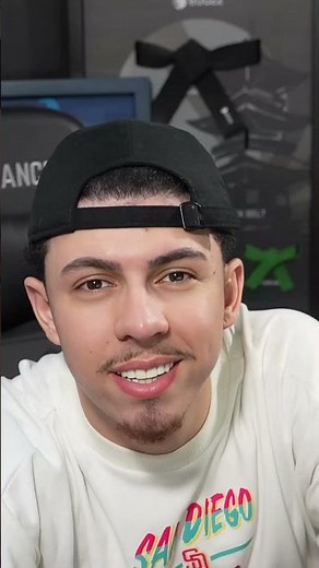 TENTE NÃO RIR ( REACT VIDEOS ENGRAÇADOS )