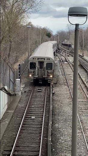 TTC Subway • Aberfoyle Portal • Bombardier T1 • Line 2