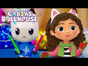 🎄 Deck the Halls 🎄 Music Video Dance-A-Long! | GABBY'S DOLLHOUSE TOY PLAY ADVENTURES