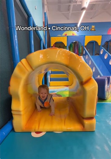 We’re always finding places like this 🤍 Wonderland has so many fun ways for kids to play and explore. Follow along for more kid-friendly spots around Cincinnati. #cincinnatimoms #ohiomom #thingstodowithkids #indoorplayground #momtok @Wonderland Playground Cincy