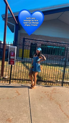 Ride the train and sip 🥂 | Shaketa Robinson