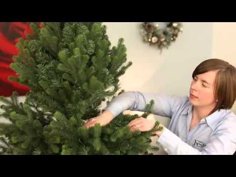 Assembling and shaping hinged Christmas Tree