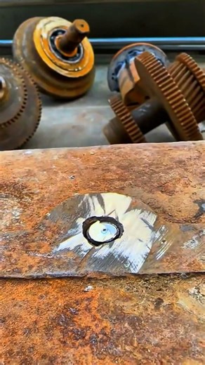 Broken Screw? Watch This Genius Extractor Remove It Instantly! 🔧