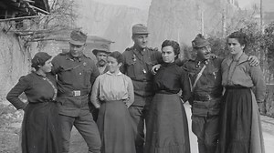 7.8K views · 164 reactions | Add motion to your favorite photos by creating this parallax effect using Adobe Photoshop & #Aftereffects with this tutorial. https://adobe.ly/3hEKHZG | Adobe Video | Facebook