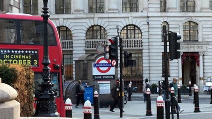 New Superloop bus set to hit streets of London