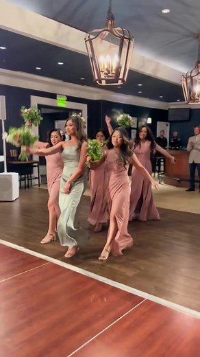 The Cutest Bridesmaid Entrance with Maid of Honor of the Year!