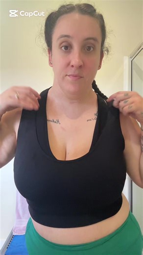 Supportive Sports Bra for Plus Size Mums in North QLD