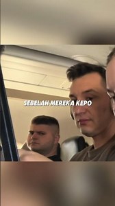 "kejadian unik di atas pesawat"