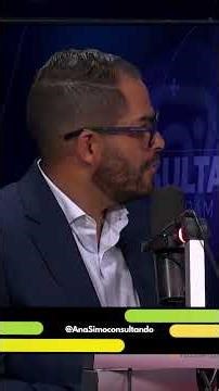 El doctor explica la diferencia entre lipo y abdomen plano