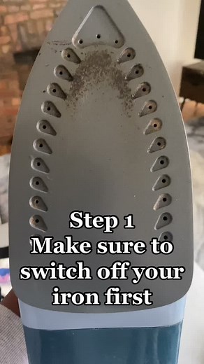 How to Clean Your Iron with Distilled White Vinegar