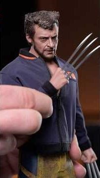 $300 Wolverine Figure! 🔥 Hot Toys Wolverine TVA Jacket Version Deadpool & Wolverine Figure Unboxing