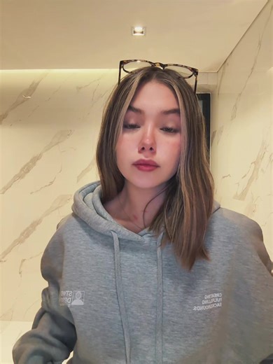 Allison Mía y Luigi: Confesiones del Secreto