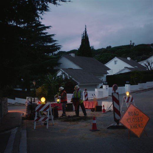 Life happens, but with Unbreakable™ Wi-Fi you have backup internet that automatically turns on if there’s an interruption. | Frontier Internet | Facebook