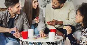 The Tough Choice in This Extreme Uno Game Has People Nervous, But Also Dying of Laughter