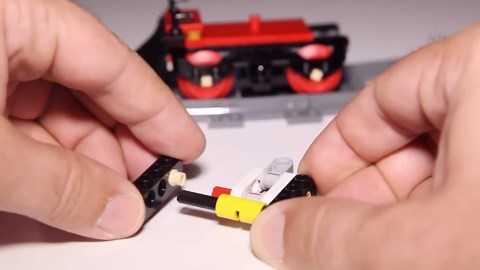 Building the LEGO Creator 10254 Winter Holiday Train with Power Functions: Fast Build