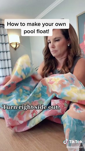 DIY Pool Floats: Make Your Own Pool Float with Outdoor Fabric