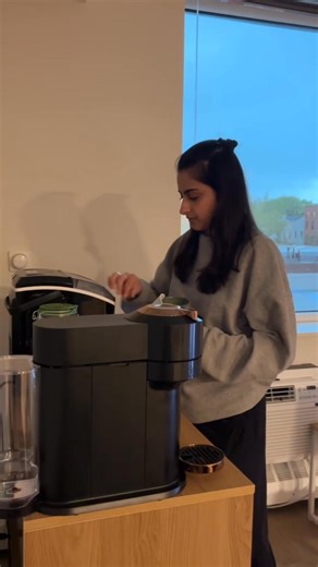 379K views · 3.7K reactions | creating a story and then messaging back and forth about it >>> | Messenger | Facebook