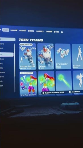 Cyborg bundle and starfire bundle