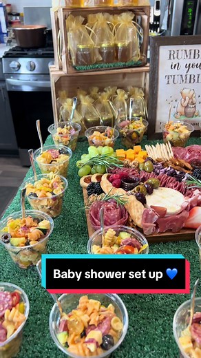 DIY baby shower setup 🥰🥰💙💙 Caint wait to meet my little bundle of joy 🥹😍 One more month and he will be here #BabyShowerFood #BabyShower #WelcomingBabyBoy #WinnieThePoohTheme #charcuterieboard #PastaSalad #BananaPudding #TurkeySandwiches #HamSandwiches #TunaSandwiches #FriedChicken #FriedChickenAndWaffles #spaghetti #CarrotCupCakes #ChocolateCake #HoneyFavors #Brownies #DIY #BabyShowerTheme #Ideas #Easy