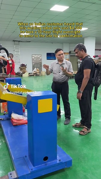 Advanced Welding Robot Technology in Industrial Factories