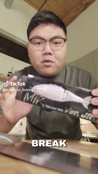 Fall Bass Fishing Techniques with Glide Baits